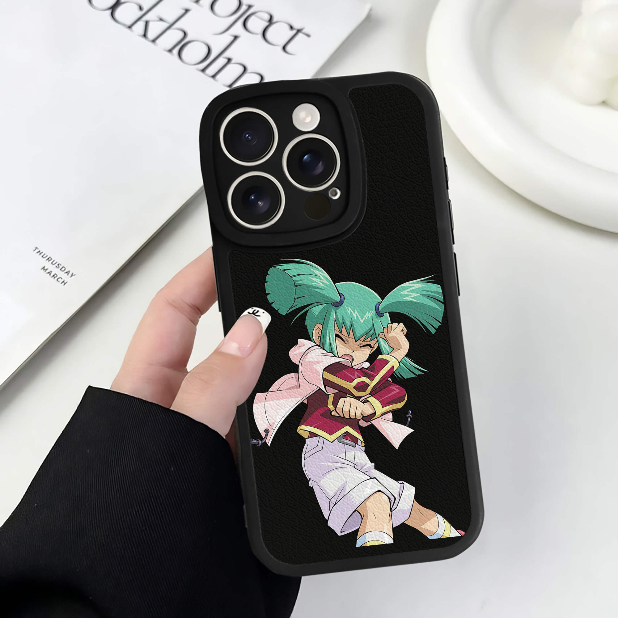 （画像用） 遊☆戯☆王 Yu-Gi-Oh! 【iPhone 16シリーズ対応】シリコンスマホケース（レザー調） 材質：シリコン